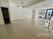 Local planta libre en venta con Patio 66m2