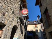 Local, Sallent de Gallego