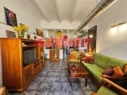 Local, Sant Cugat del Vallès