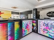 Local, Sant Joan Despí