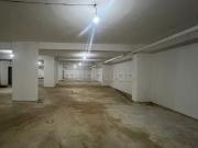 Local sous sol a louer 650 m²