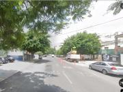 Local ubicado en colonia Arcos Vallarta con 631m2, a...