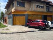 Local y Vivienda en Block en Av. Champagnat