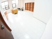 Locale arredato pronto con posti auto euro 399