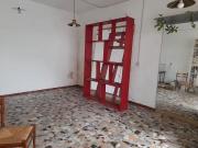 Locale comm.le/Fondo in affitto a Sant'Anna Lucca in... Locale comm.le/Fondo in affitto a Sant'Anna Lucca in...