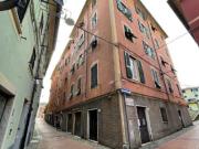 Locale commerciale da ristrutturare in via beata chiara...