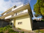 Locale Commerciale in vendita a San Benedetto del...