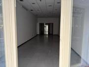 Locale commerciale in affitto a Acireale