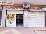 Locale commerciale in affitto a Arzano
