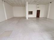 Locale commerciale in affitto a Calcinaia, Fornacette