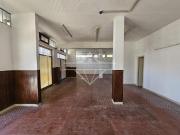 Locale commerciale in affitto a Carrara