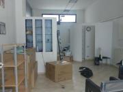 Locale commerciale in affitto a Carrara