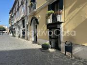 Locale commerciale in affitto a Caserta