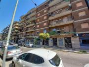 Locale commerciale in affitto a Caserta