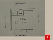 Locale commerciale in affitto a Caserta, Centro