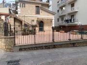 Locale commerciale in affitto a Cosenza, Centro