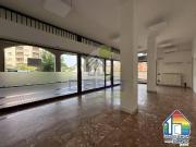 Locale commerciale in affitto a Crema