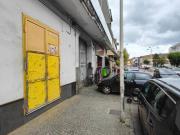 Locale commerciale in affitto a Frattamaggiore