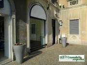 Negozio in affitto a Gallarate