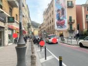 Locale commerciale in affitto a Genova