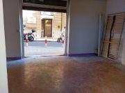 Locale commerciale in affitto a Genova