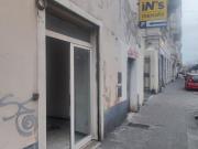 Locale commerciale in affitto a Genova