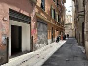 Locale commerciale in affitto a Genova