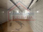 Locale commerciale in affitto a Giugliano in Campania,...