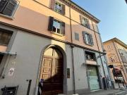 Locale commerciale in affitto a Imola