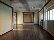 Locale commerciale in affitto a Legnano