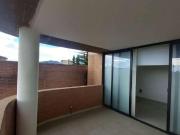 Locale commerciale in affitto a Massa