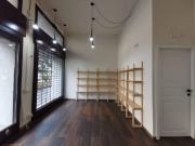 Locale commerciale in affitto a Milano