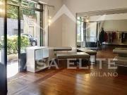 Locale commerciale in affitto a Milano, Vercelli