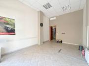Locale commerciale in affitto a Moncalieri