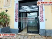 Locale commerciale in affitto a Napoli