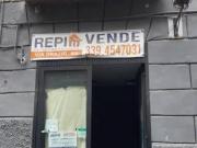Locale commerciale in affitto a Napoli
