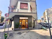 Locale commerciale in affitto a Napoli Locale commerciale in affitto a Napoli