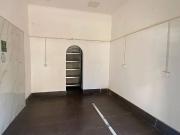 Locale commerciale in affitto a Napoli