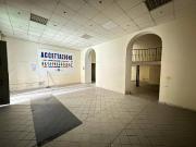 Locale commerciale in affitto a Napoli