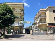 Locale commerciale in affitto a Napoli