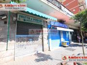Locale commerciale in affitto a Napoli
