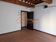 Locale commerciale in affitto a Pisa, Sant'Antonio