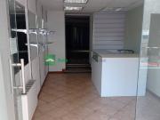 Locale commerciale in affitto a Ponte San Pietro