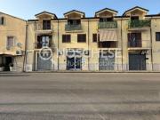 Locale commerciale in affitto a Pontecagnano Faiano