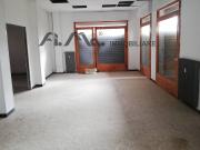 Locale commerciale in affitto a Quiliano, Valleggia