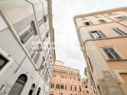 Locale commerciale in affitto a Roma