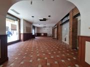 Locale commerciale in affitto a Roma