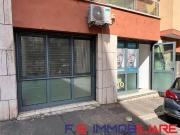 Locale commerciale in affitto a Roma