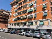 Locale commerciale in affitto a Roma