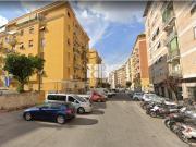 Locale commerciale in affitto a Roma